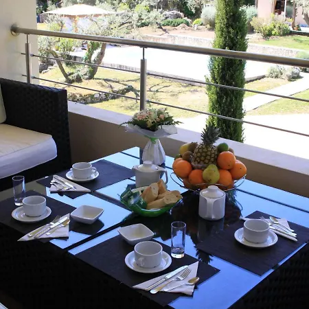 Bed & Breakfast Nature & Design
