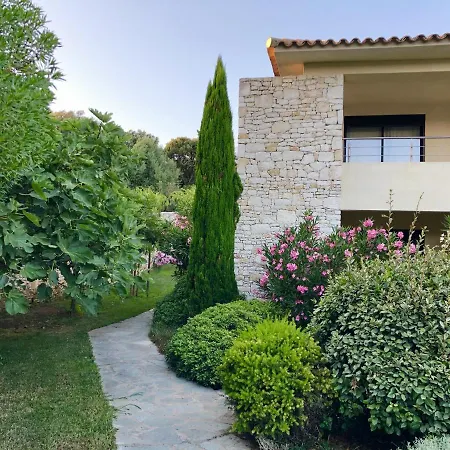 Nature & Design 3* Bonifacio (Corsica)